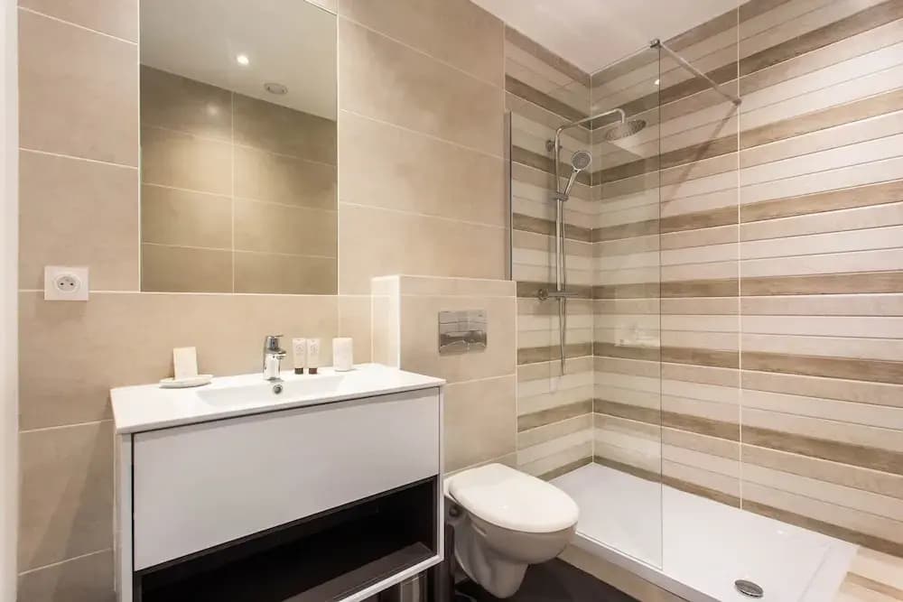 Amazing Apartment - 2BR 6P - Aligre - photo 5
