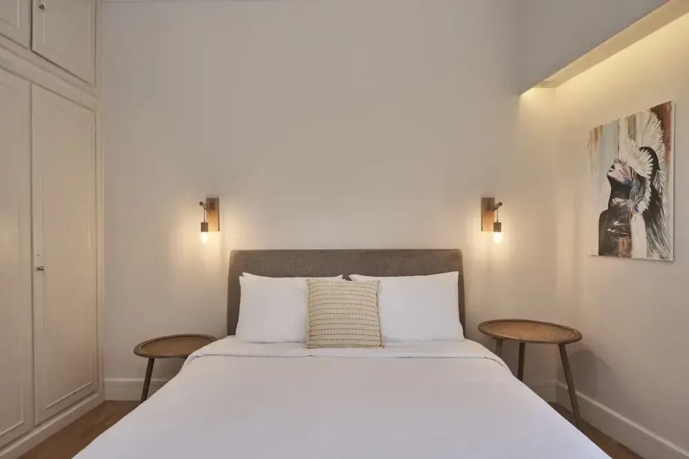 Chic n Bright 3Bd Apt with Hilton View - photo 6