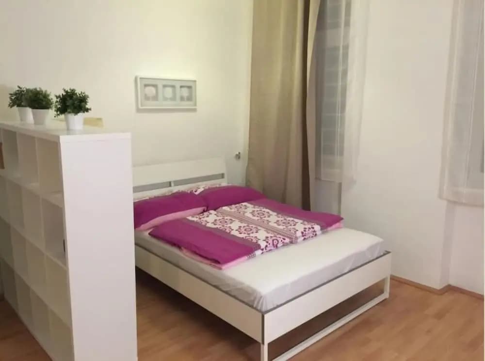 Apartment- Schottenfeldgasse - photo 5