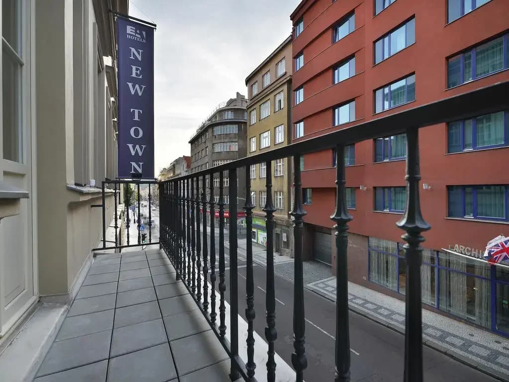 EA Hotel New Town - main photo
