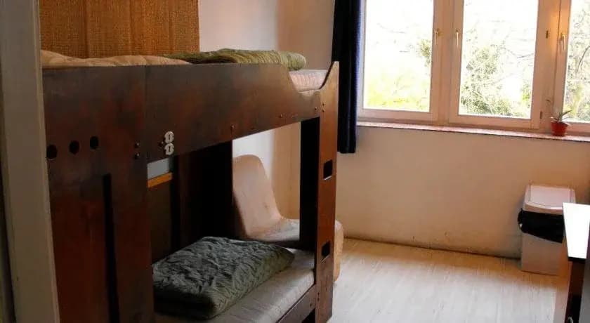 Season Hostel Hill - photo 13