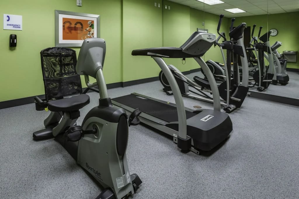 Holiday Inn Express & Suites Orlando East - UCF Area by IHG - photo 12