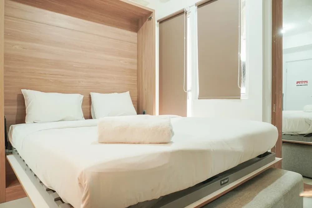 Lovely and Strategic Studio at Green Pramuka Apartment - photo 19