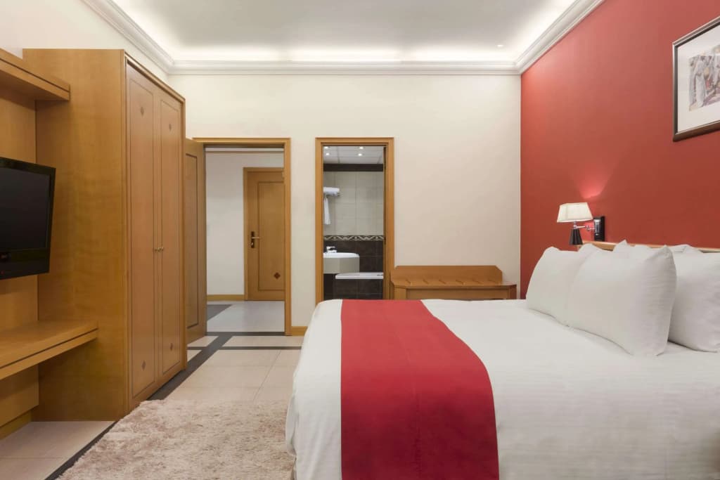 Ramada by Wyndham Qurum Beach - photo 4