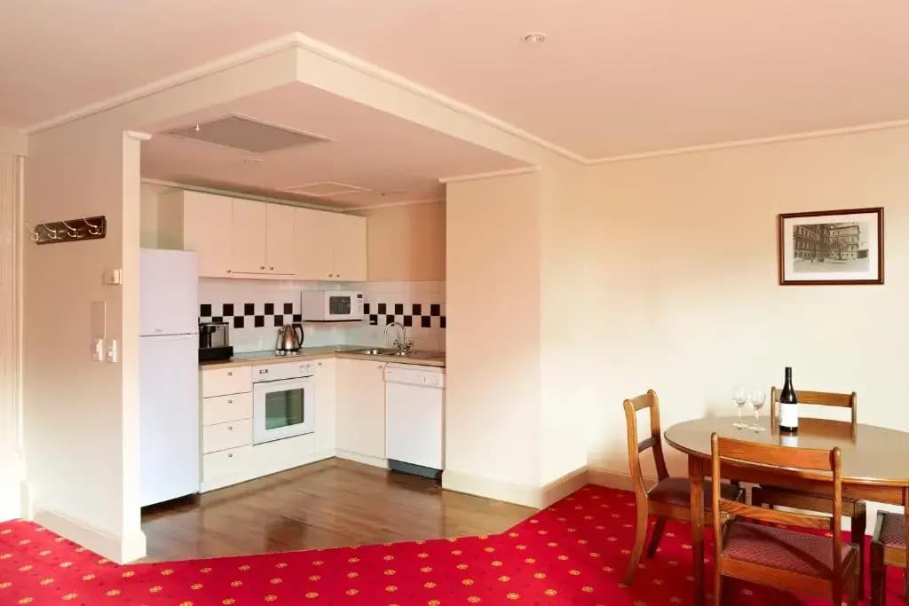 Grand Hotel Melbourne - photo 31