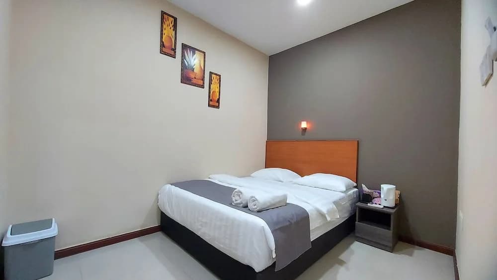 Hotel Maritime - main photo