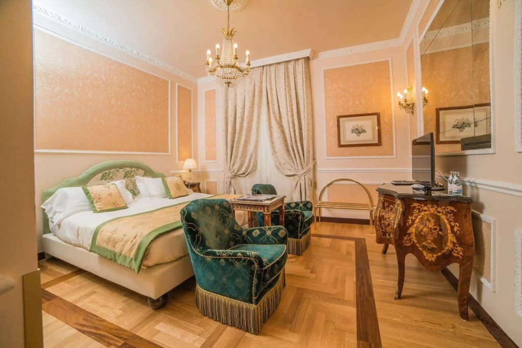 Hotel Bernini Palace - photo 4