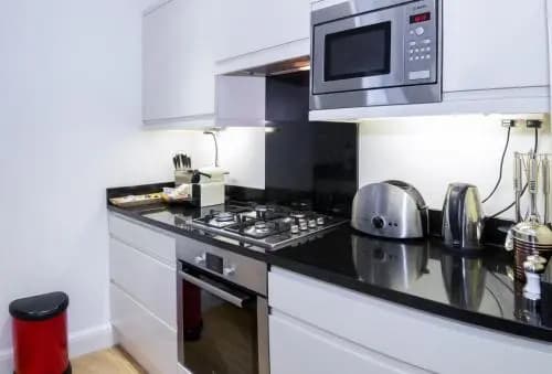 Surbiton Hills Apartment - photo 10