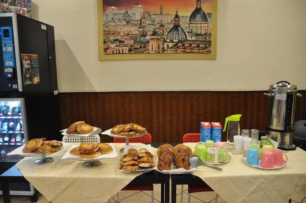 Freedom Traveller Hostel - photo 12