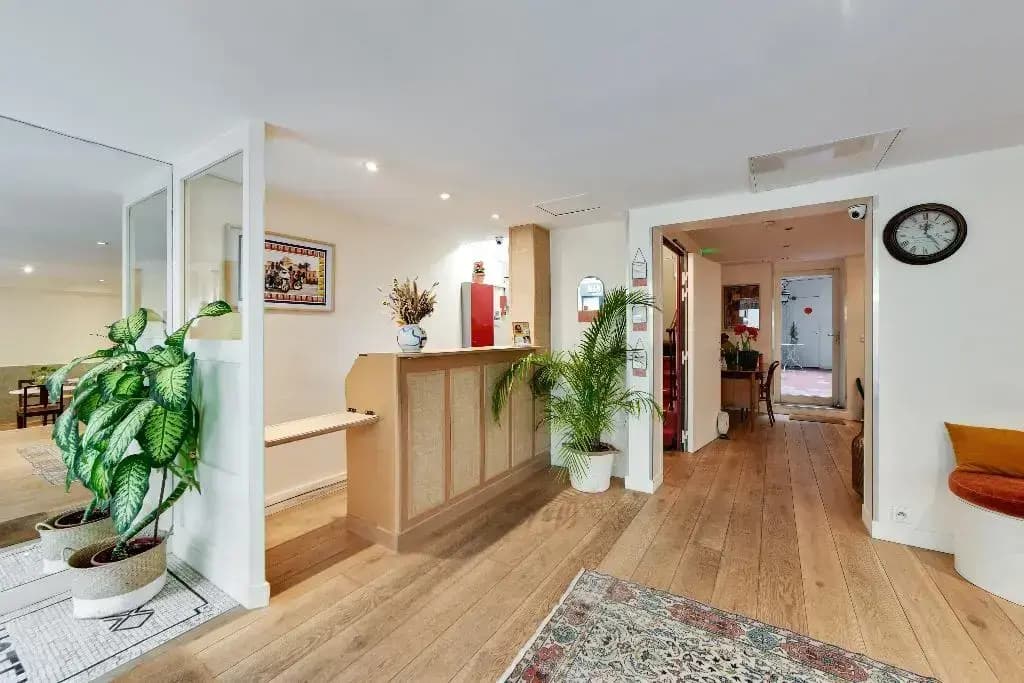 Louisa Hotel - photo 11