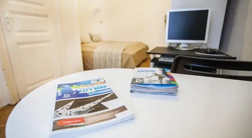 Oktogon Studio Apartment - photo 1