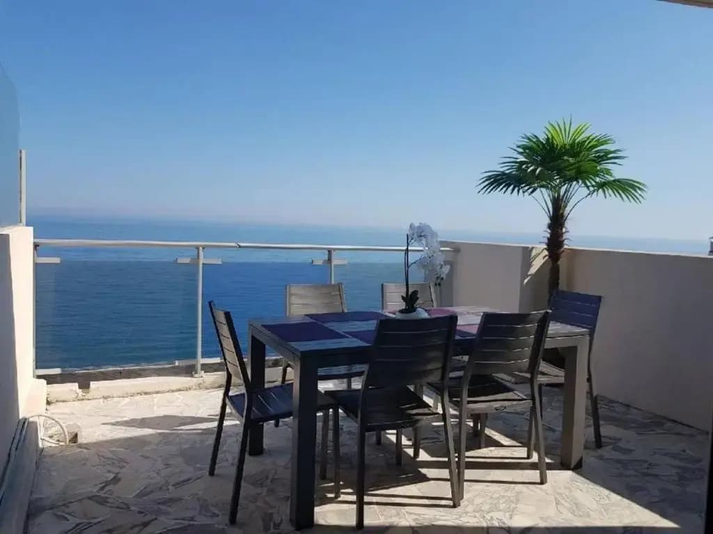 Appartement 3 pièces Nice Promenade des anglais dernier étage vue mer solarium - photo 17