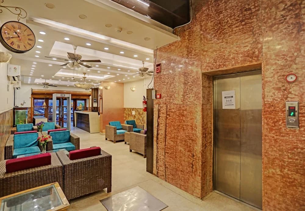 Staybook Atlanta New Delhi Train Station - photo 2