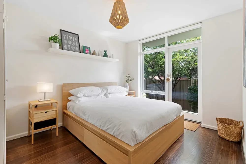 Contemporary 1-bed Unit Near Chapel St - photo 1