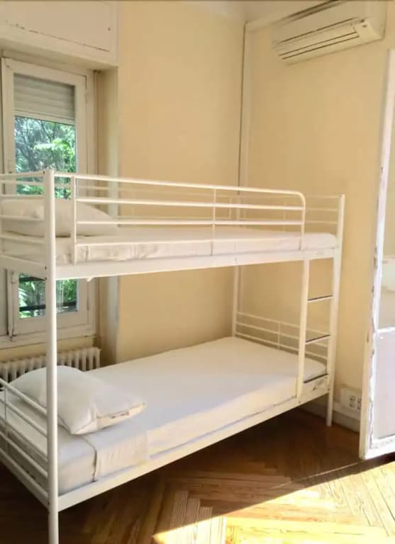 Villa Laurene Hostel - photo 3