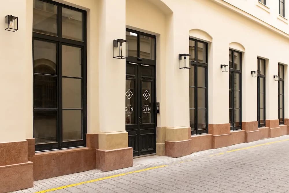Hotel GIN Budapest - photo 1