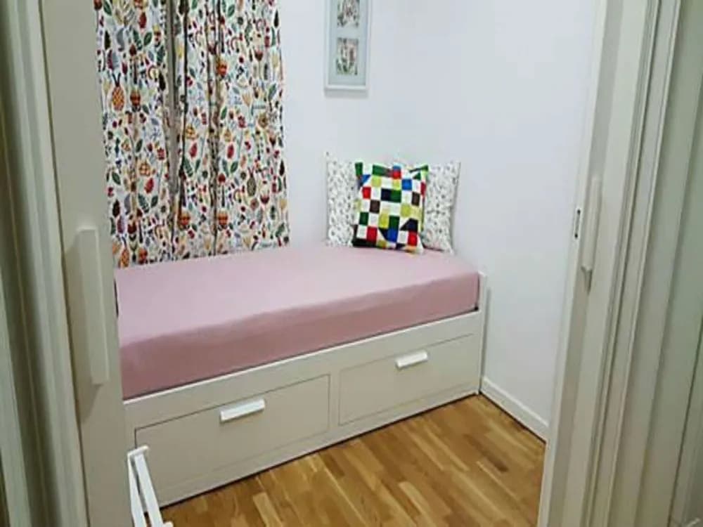 MC YOLO Apartamento Museo Reina Sofia - photo 3