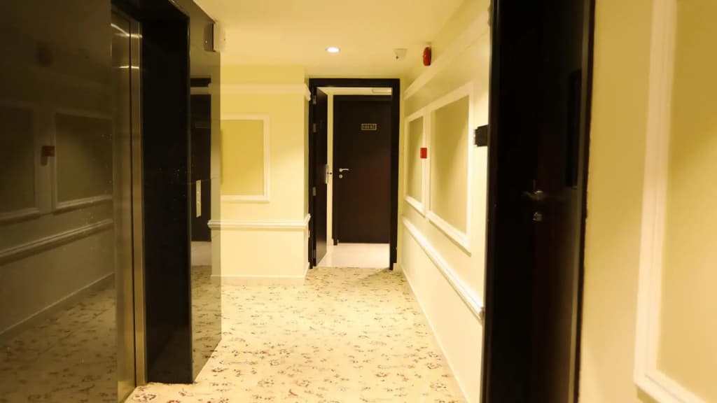 Remas Hotel Suites - photo 12