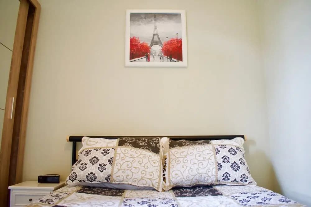 Welcoming 2 Bedroom Flat Near Fountainbridge - photo 7