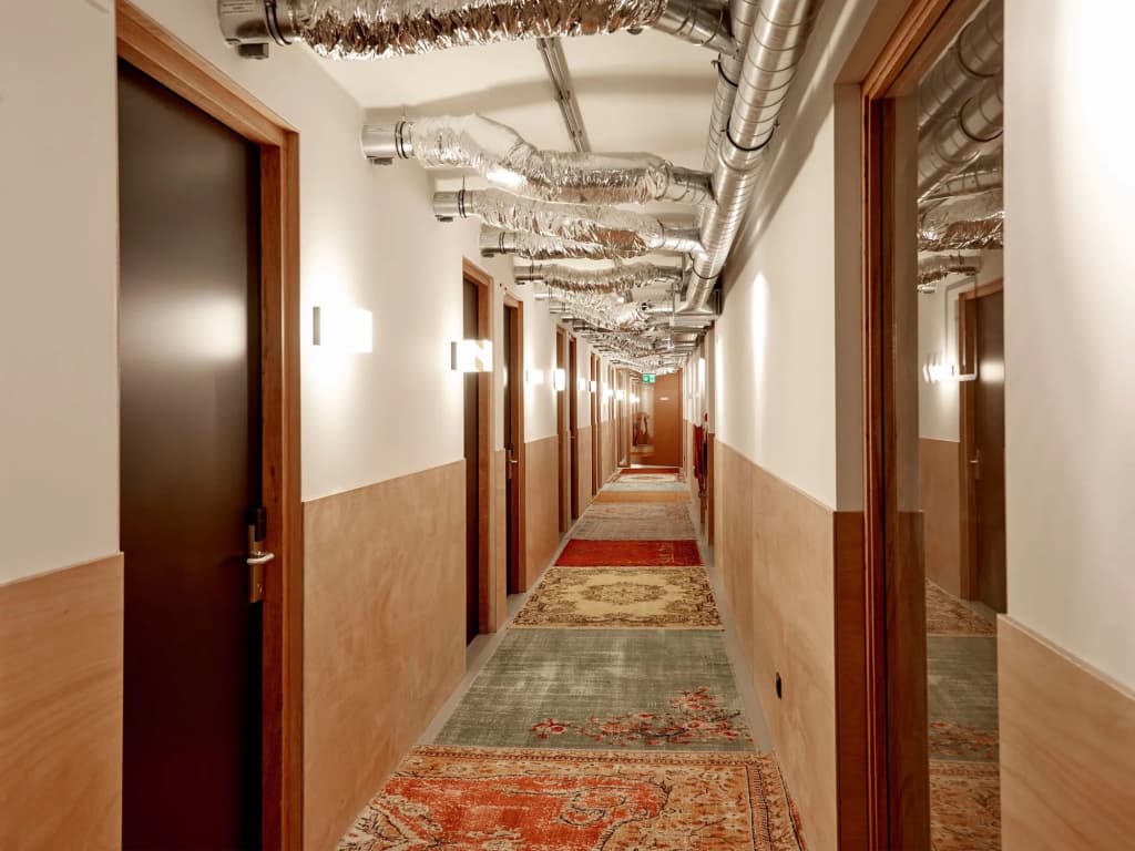 Q-Factory Hotel - photo 11