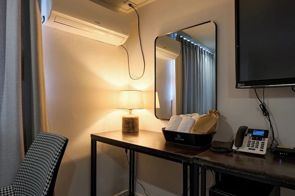 Hotel Chloe - photo 5