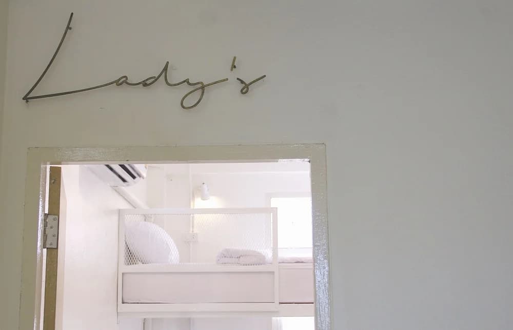 Casa Blanca - Hostel - photo 7