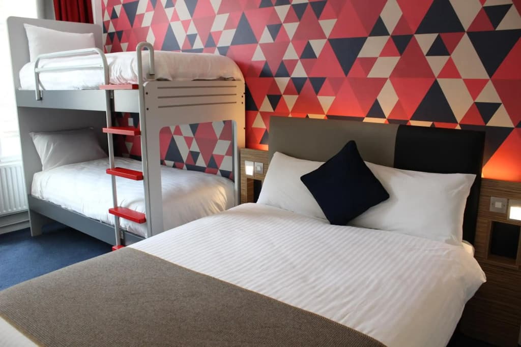 Four Points Flex by Sheraton Edinburg - photo 6