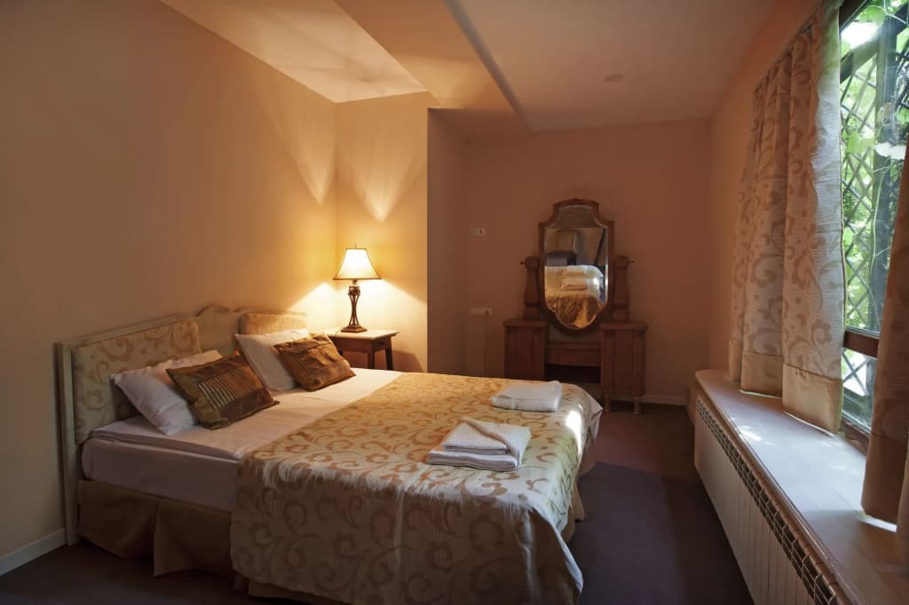 Caravan Hotel - photo 3
