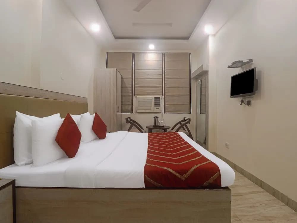 Hotel Grace at Karol Bagh - photo 7