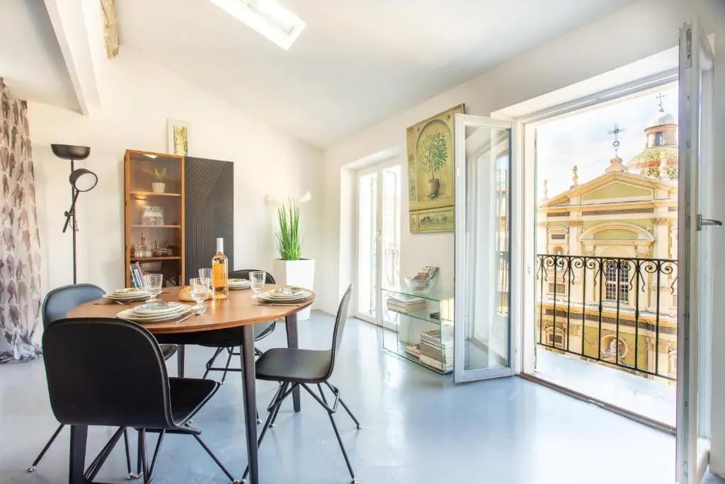 Ross 5- F2, Lumineux, Balcon, Loft, Clim, Vieux-Nice - photo 32
