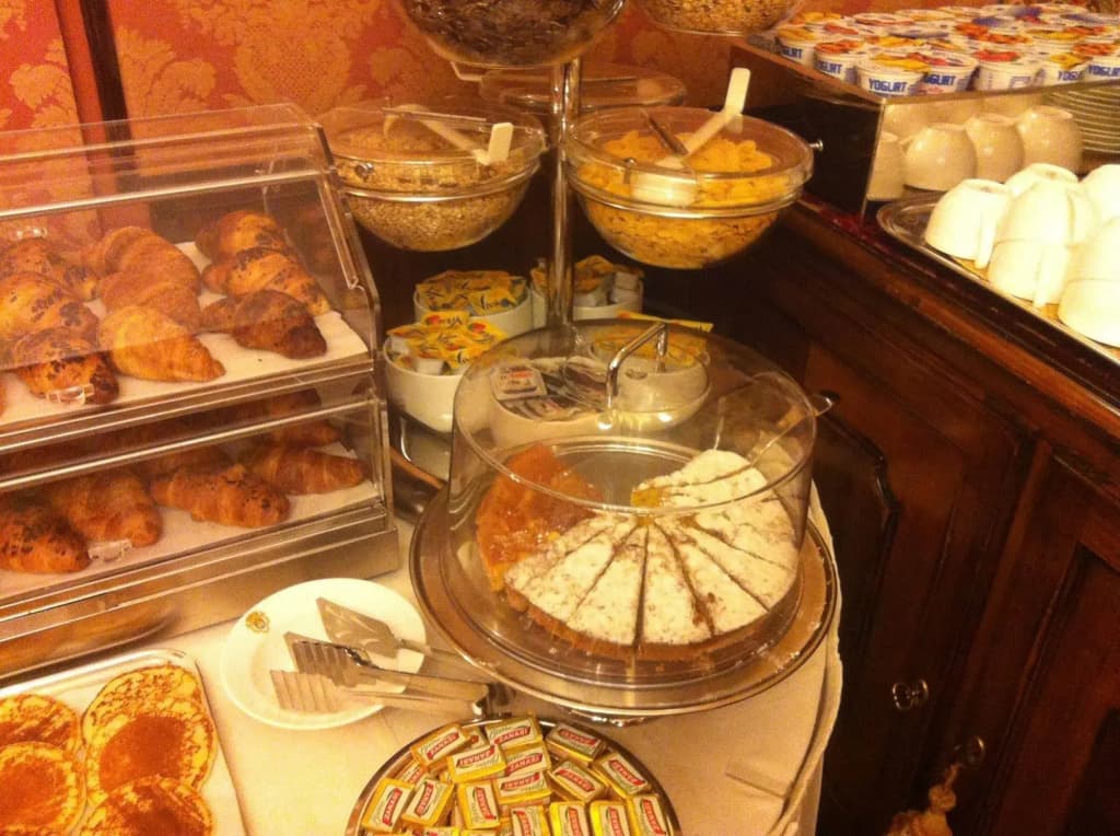 Hotel Lisbona - photo 8