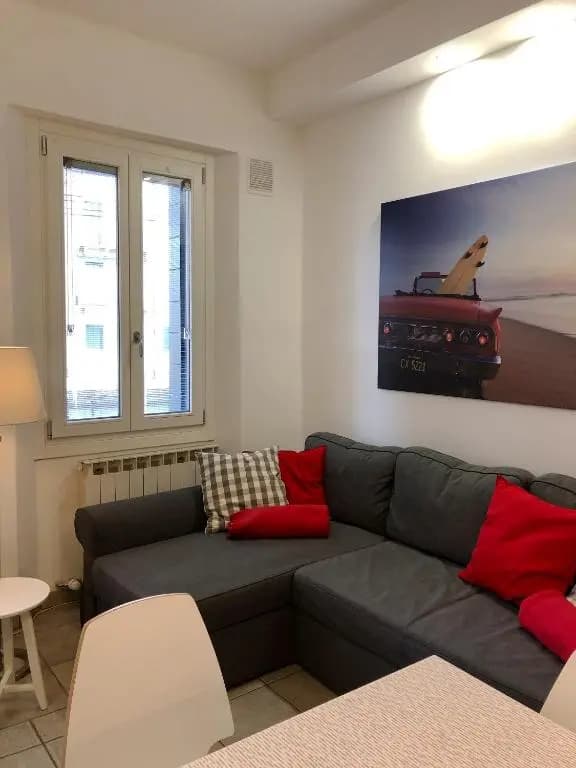 Cadillac apartment - main photo