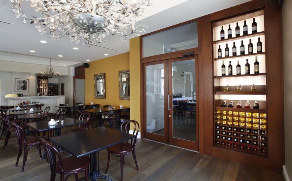 Hotel Carol - photo 20