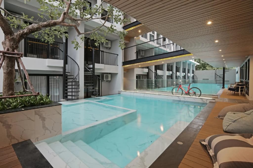 Tour De Phuket Hotel - photo 8