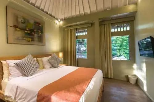 Golden Village Drupadi by Platinum Management - photo 1