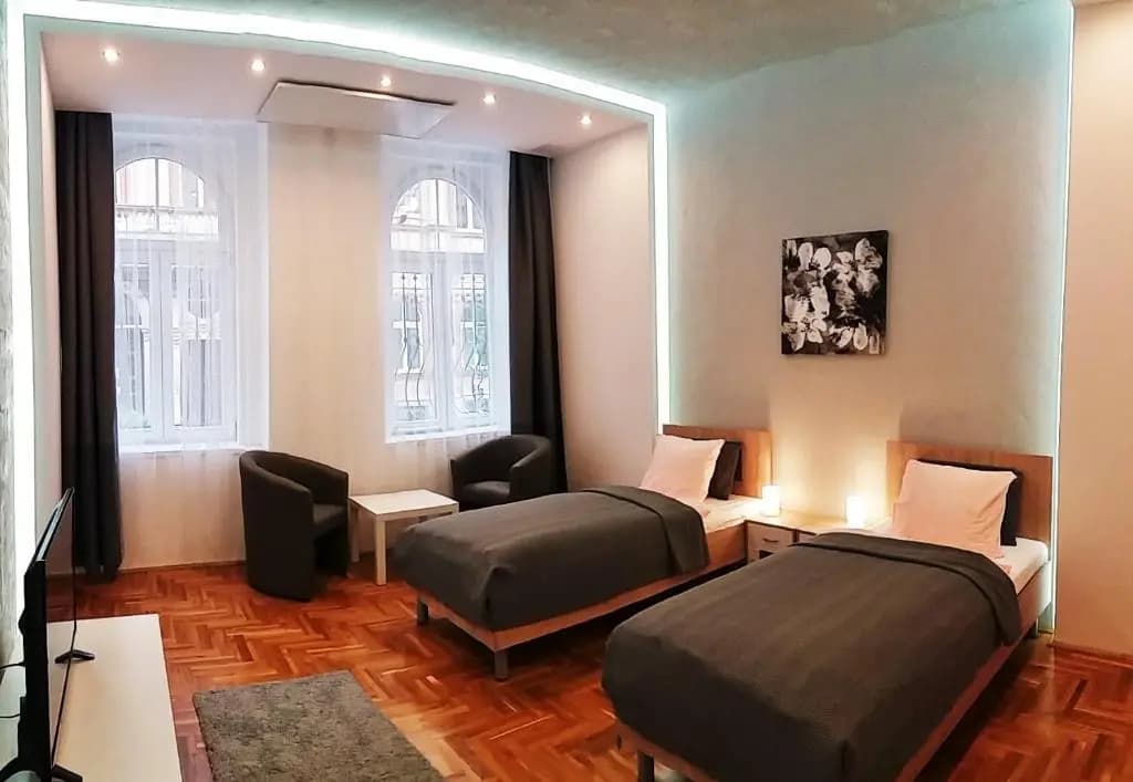 Unique Town Apartment. Clear Comfort. - photo 7