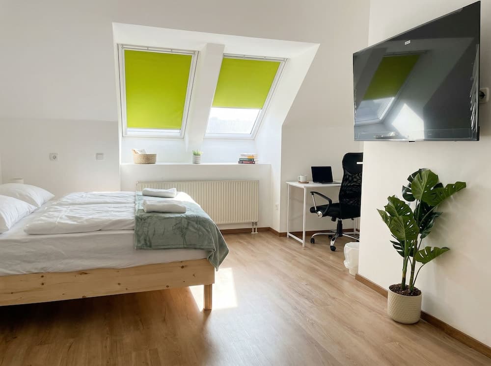 Lovely 3BR Apt With Balcony Rennweg - photo 22