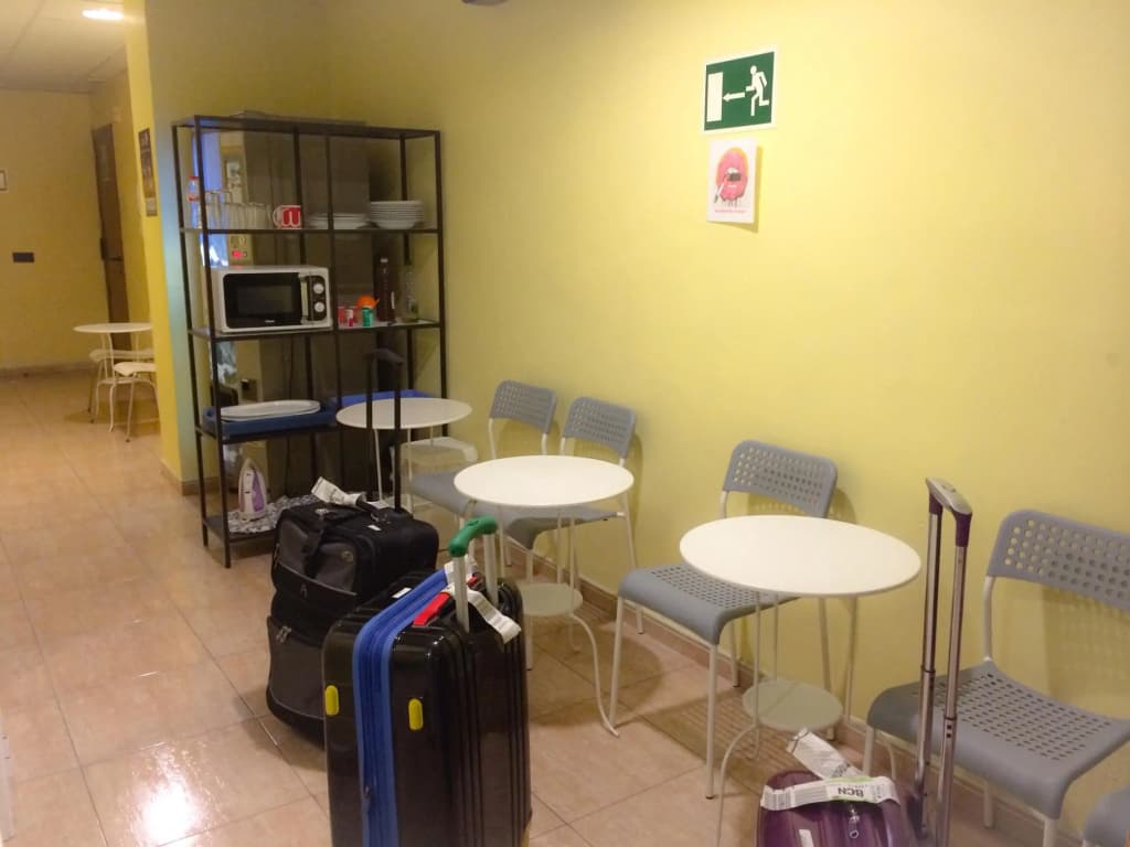 Barcelona City North Hostal - photo 16