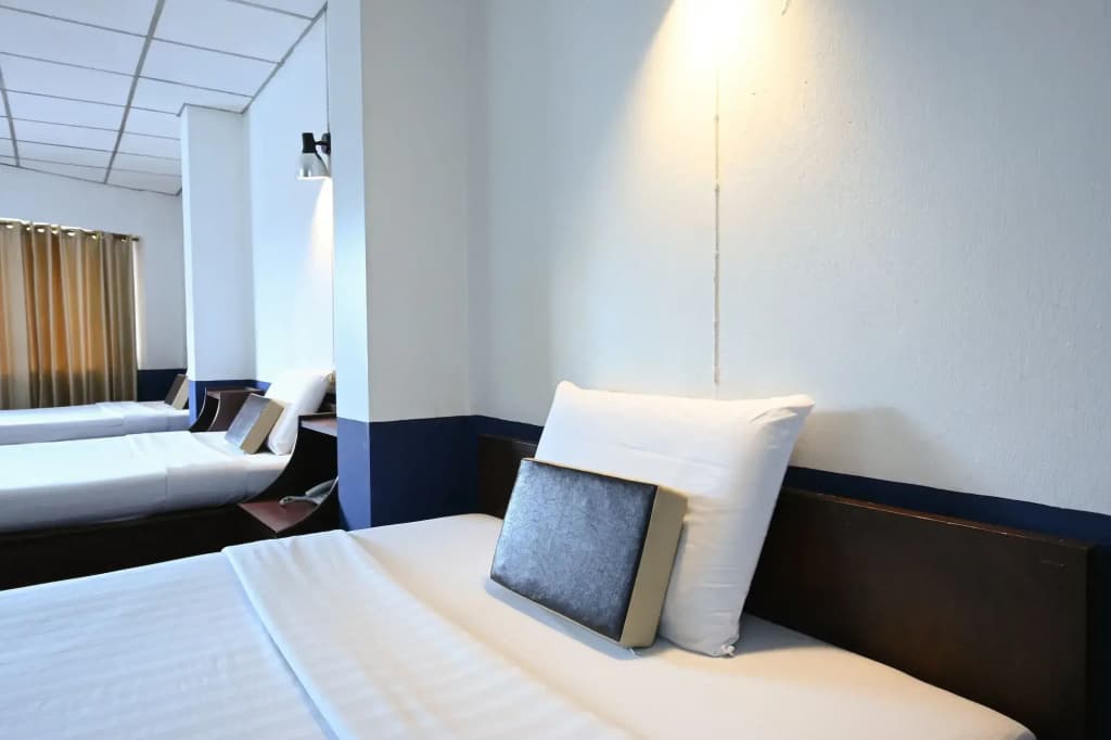 The Krungkasem Srikrung Hotel - photo 27