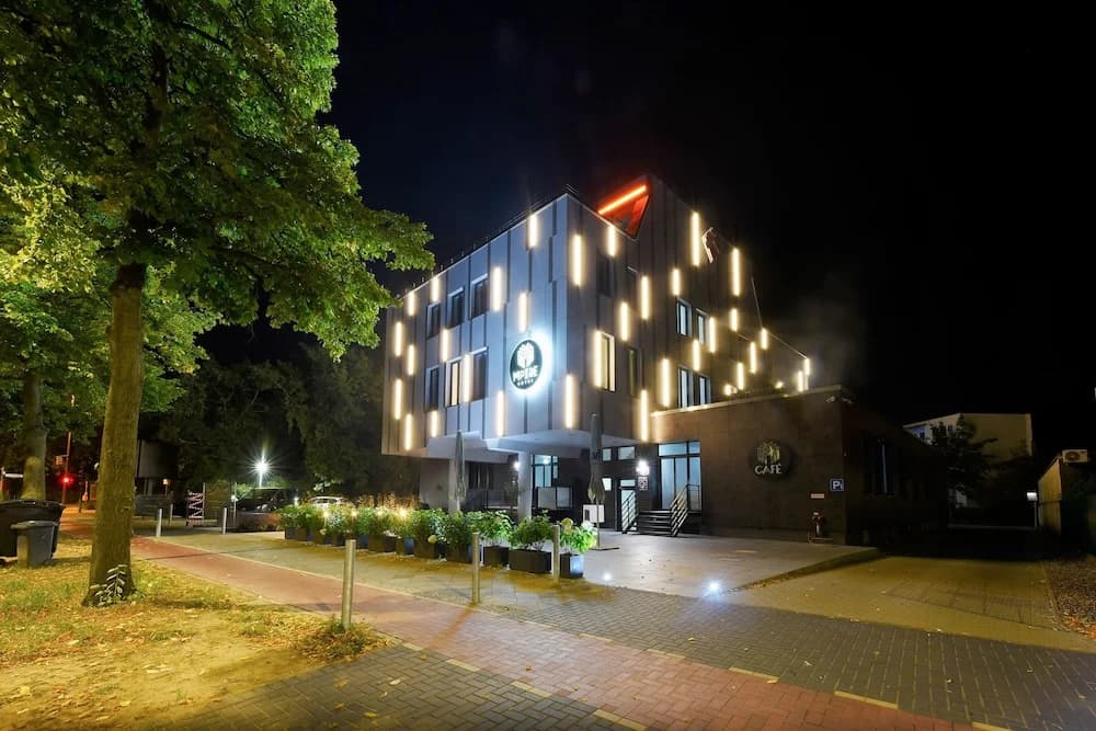 M-Pire Hotel Berlin - photo 16