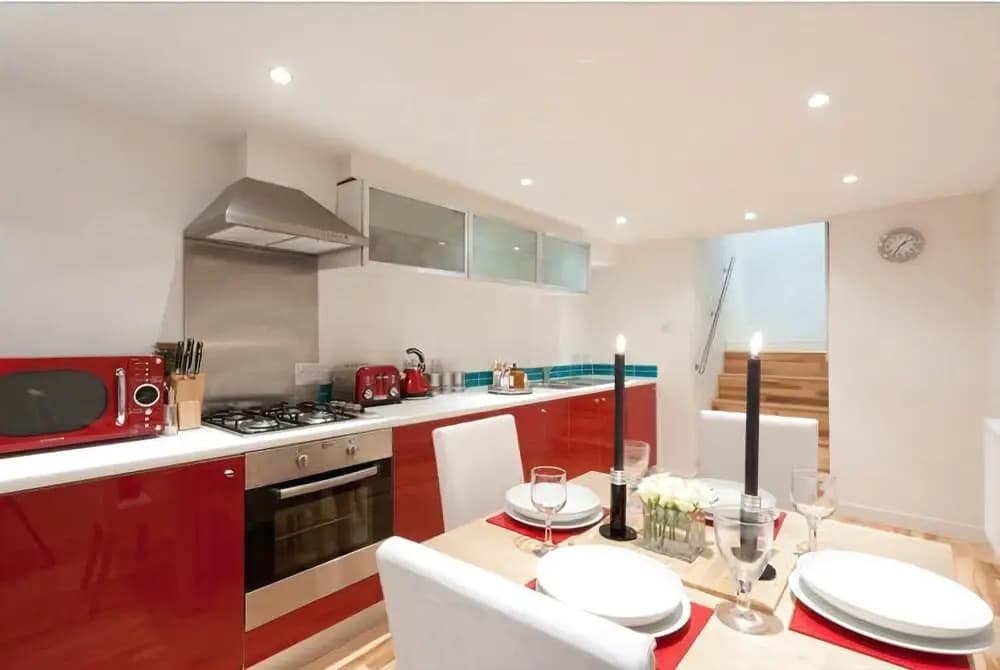 Henderson Street Apartment - photo 12