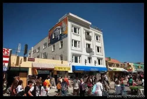 Venice Beach Suites  Hotel - photo 1