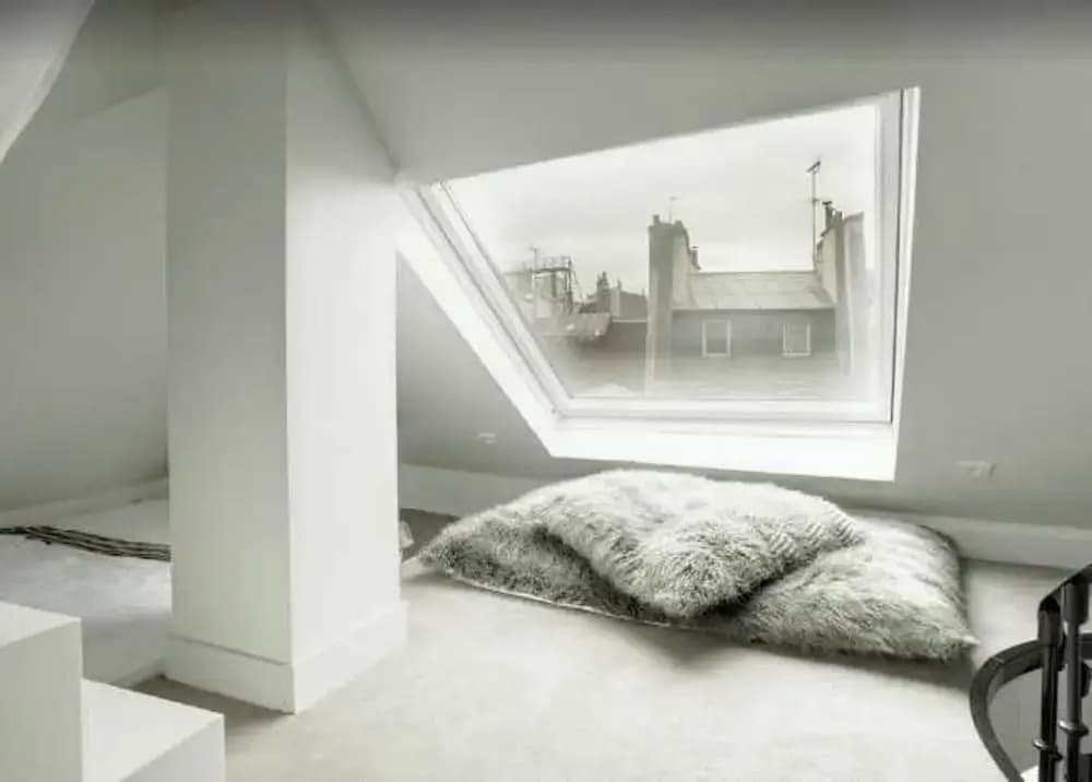 Confidential Room 1, a Stone's Throw From the Louvre - photo 4