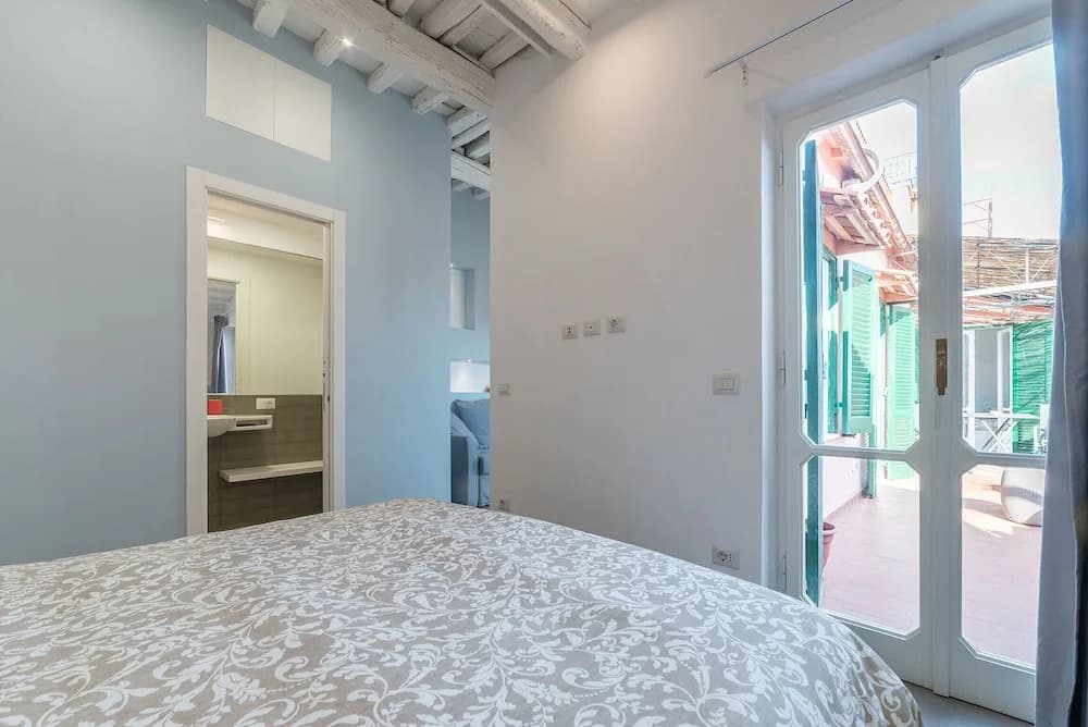 Piazza Navona Panoramic Penthouse - photo 2