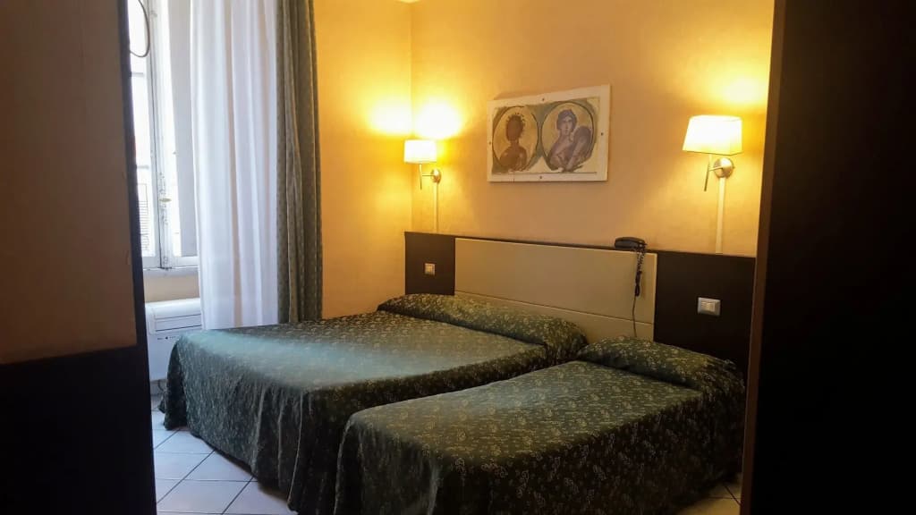 Clarin Hotel - photo 9