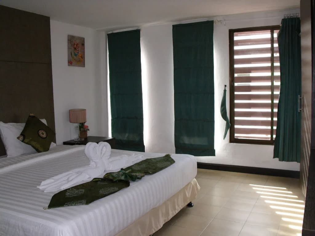 BGW Phuket - Hostel - photo 5