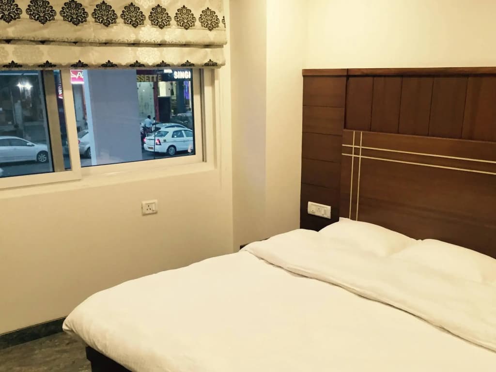 Hotel Avtar At New Delhi Railway Station - photo 2