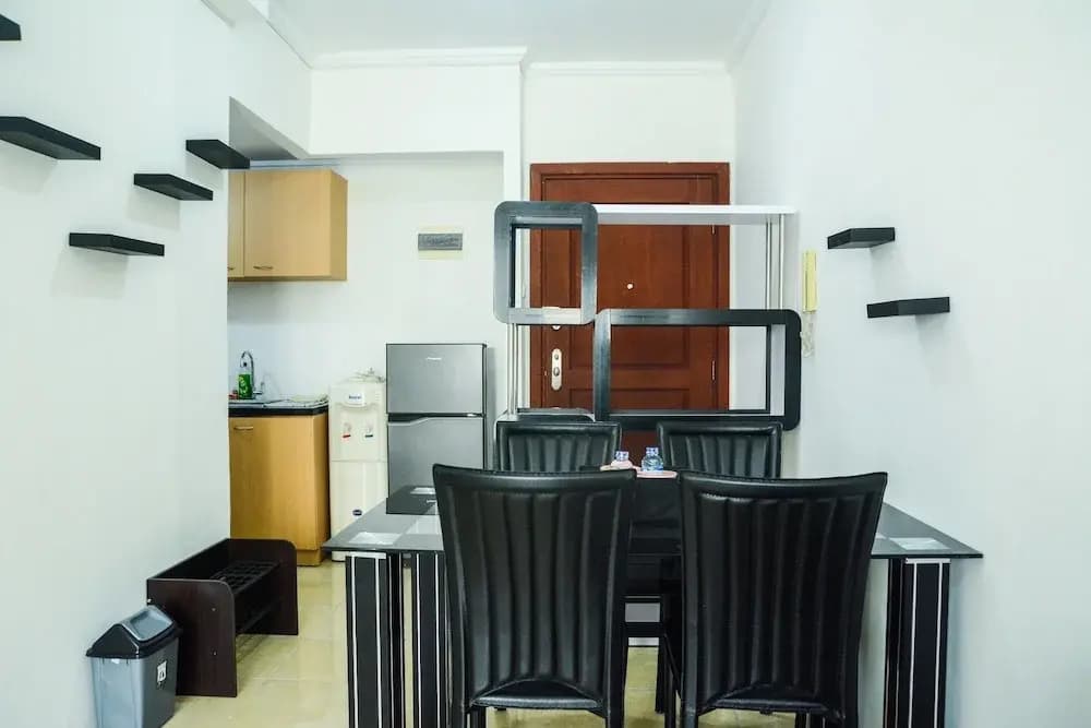 Strategic 2BR City View Grand Palace Kemayoran Apartment By Travelio - photo 15