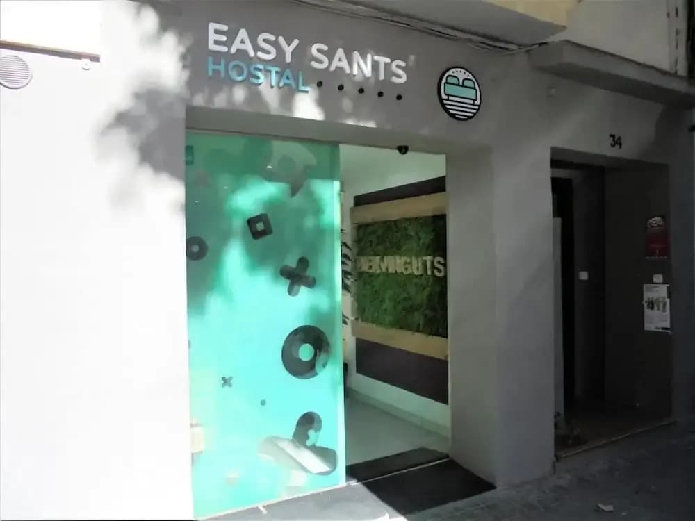 Hostal Easy Sants - main photo