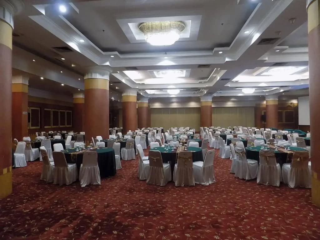 Mega Anggrek Hotel & Convention - photo 15